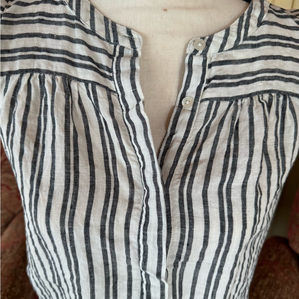 Linen top, good condition. - Picture 6 of 8